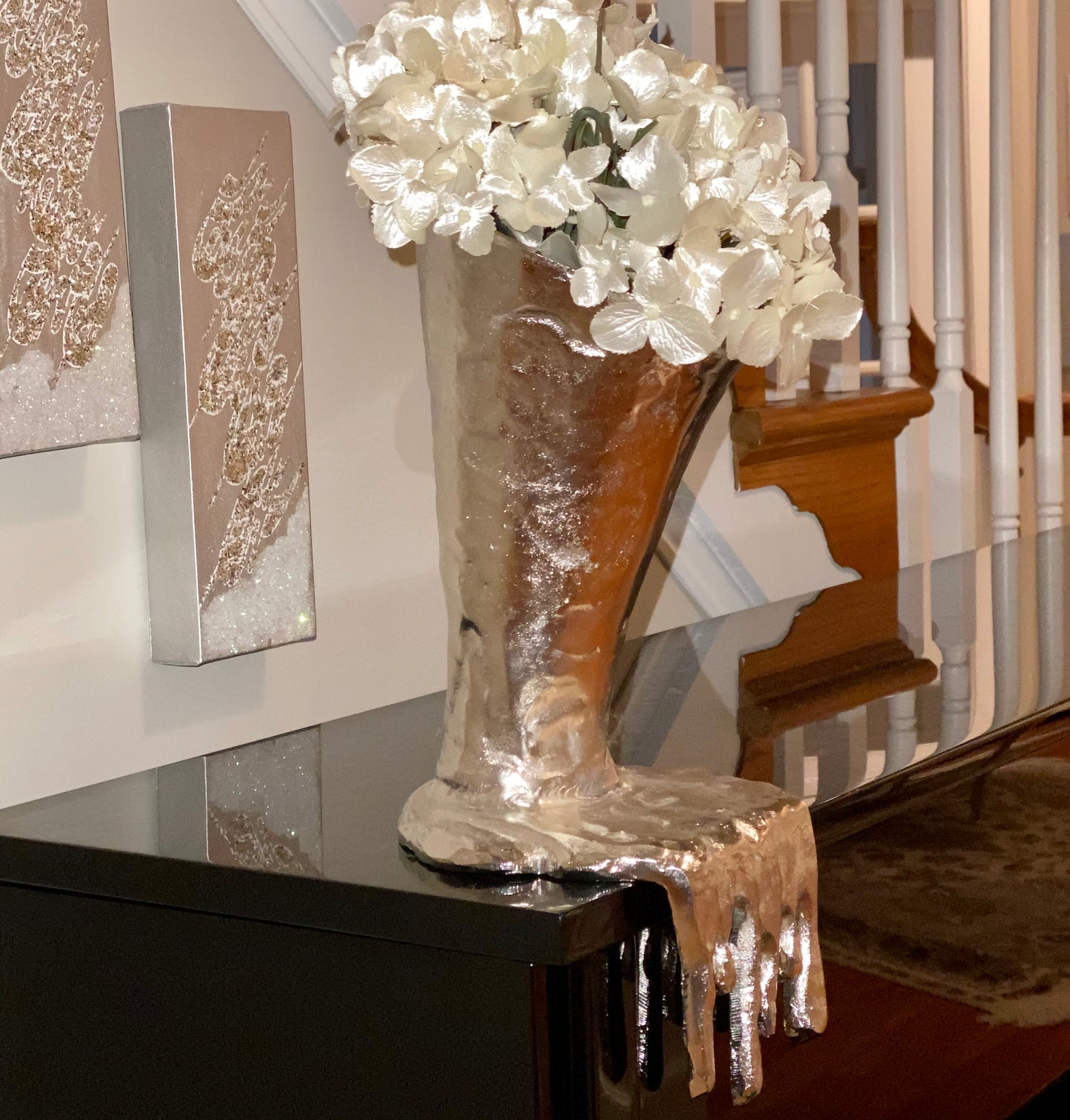 Decorative Aluminum Molten Flower Vase | Antique Vases (DH4012)