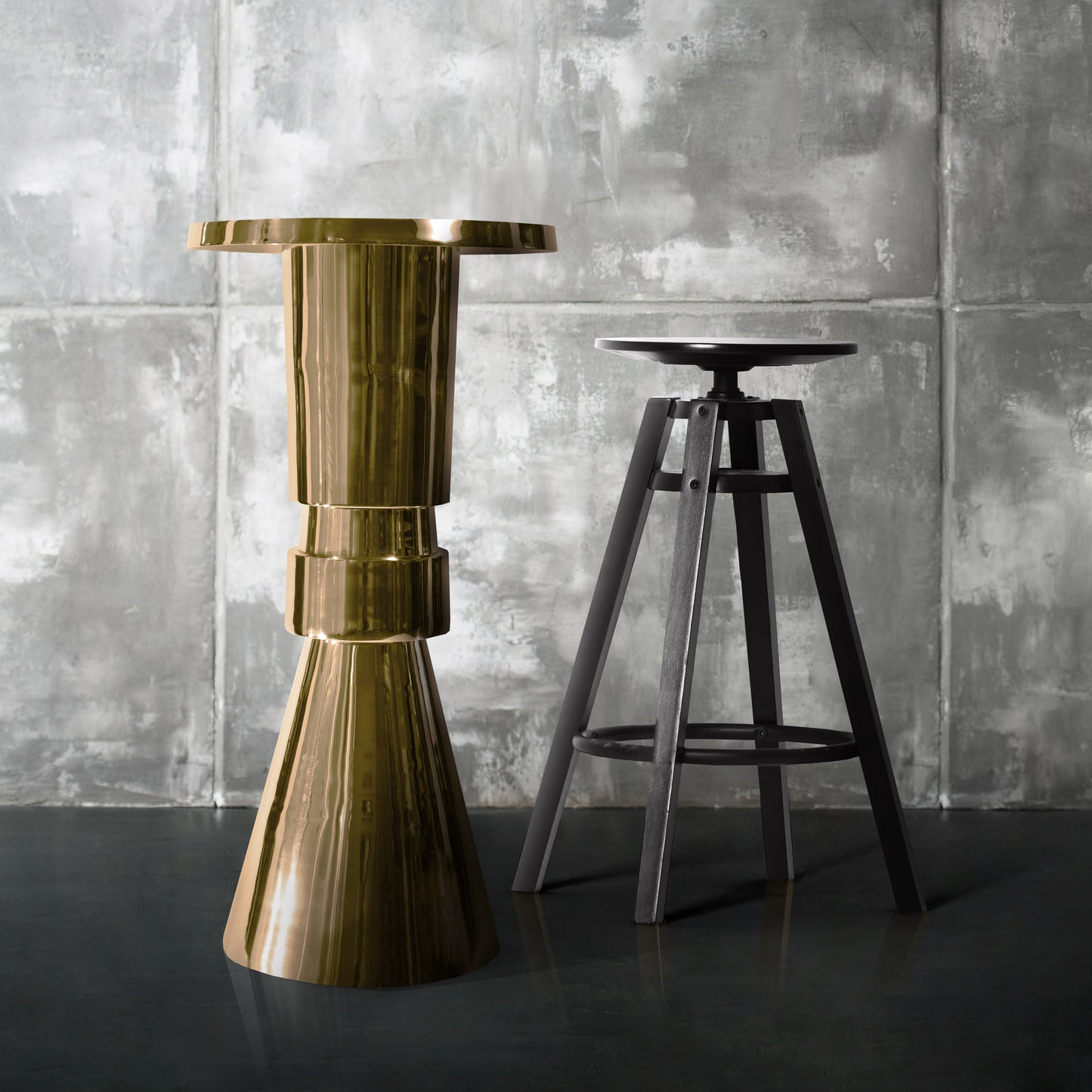 Vintage Aluminum Round Bar Table | Modern Bar Table (DH8036)