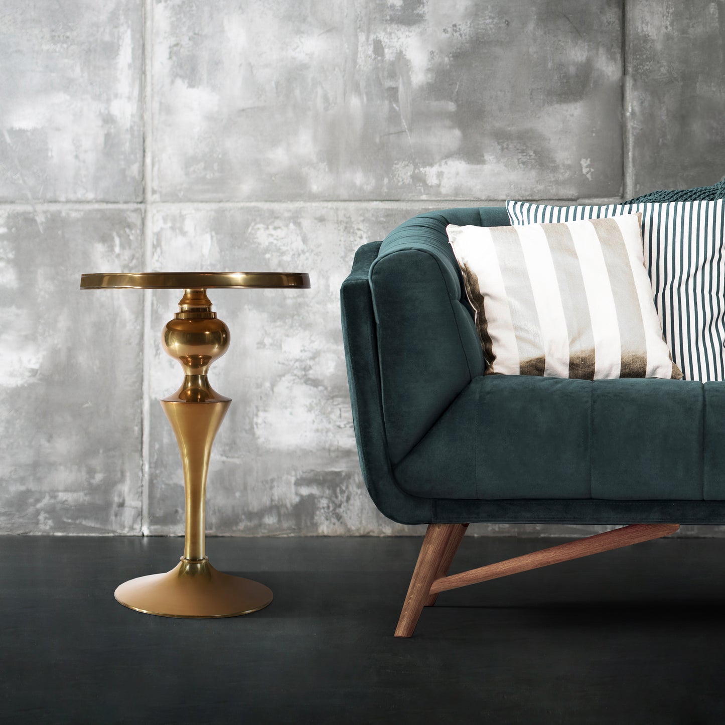 Decorative Aluminum Sofa Side Table | Metal End Table | Home Decor (DH8032)