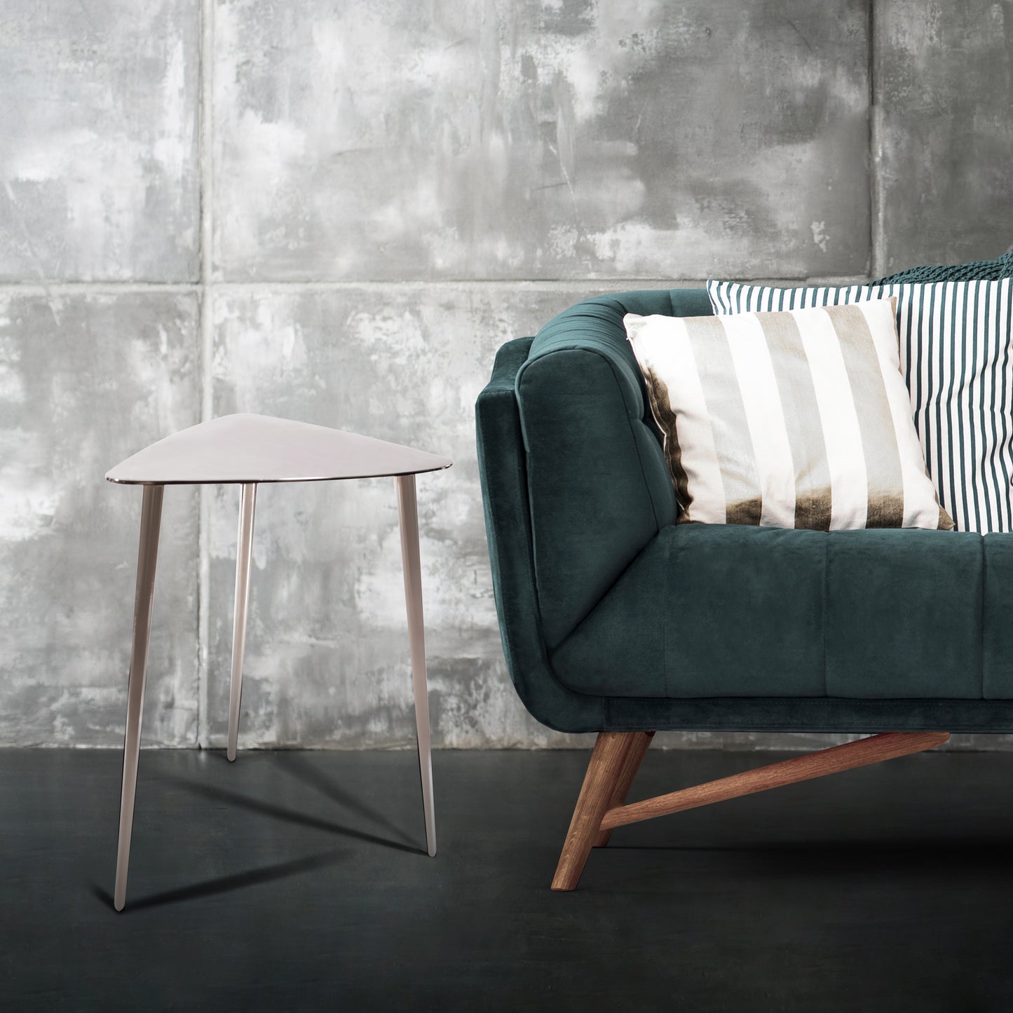 Molten Aluminum Triangle End Side Table |  Nesting End Table | Coffee Table (DH8006)